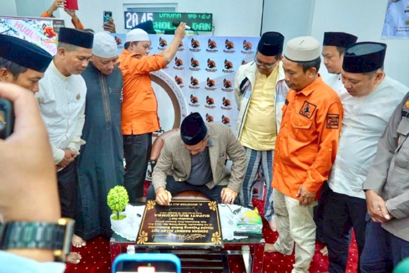 Andi-Utta-Resmikan-Masjid-Pejuang-Subuh-pluzid.jpg&width=828&height=552
